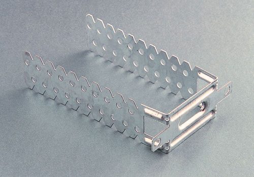 STAFFA UNIVERSALE SP.0,8 (3 A 12)CM. DA 50MM